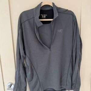 Arc'teryx Gray Waffle Fleece Quarter Zip